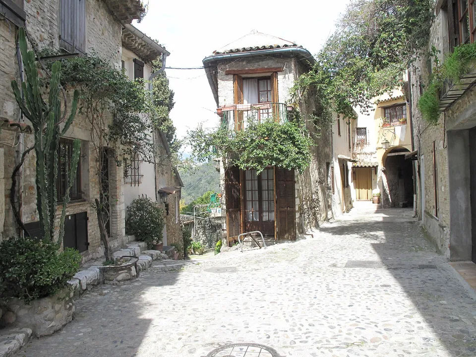 Haut-de-Cagnes, with its cobbled lanes and old stone houses